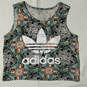 Adidas FUN tropical animal print- zebras, 🦜 parrots, fish in geometric patterns
